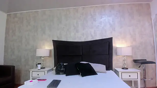 BarbaraLeython1 online show from 10.09.25