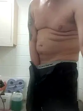 Snapshot of phil4fun4 chatting on 11.18.25 phil4fun4 online show from 11.18.25