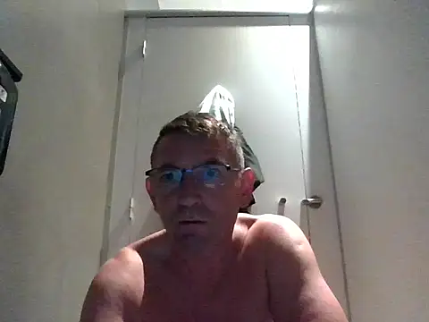 IMGTomi online show from 04.15.26