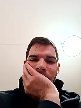 Snapshot of Michael9134 chatting on 12.03.25 Michael9134 online show from 12.03.25