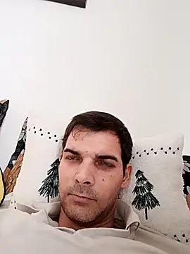 Snapshot of Michael9134 chatting on 12.18.25 Michael9134 online show from 12.18.25