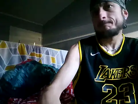 MODEST11 MMiILOO AMARO online show from 10.22.25