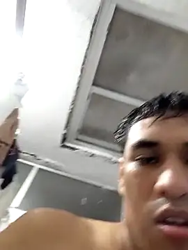 Snapshot of Exotic19cm chatting on 11.25.25 Exotic19cm online show from 11.25.25