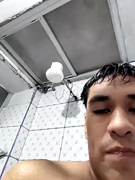 Snapshot of Exotic19cm chatting on 11.27.25 Exotic19cm online show from 11.27.25