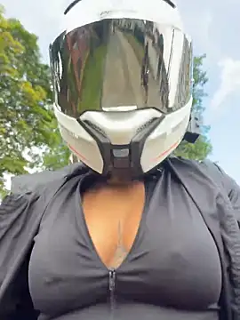 AlannaEvons online show from 05.09.26
