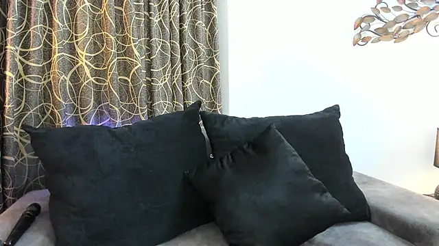 mia skys online show from 02.16.26