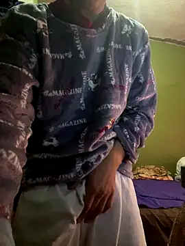 Snapshot of 69juli chatting on 12.14.25 69juli online show from 12.14.25