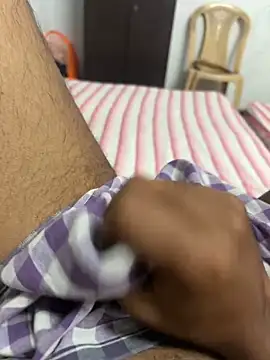 Snapshot of usermood2000 chatting on 01.07.26 usermood2000 online show from 01.07.26