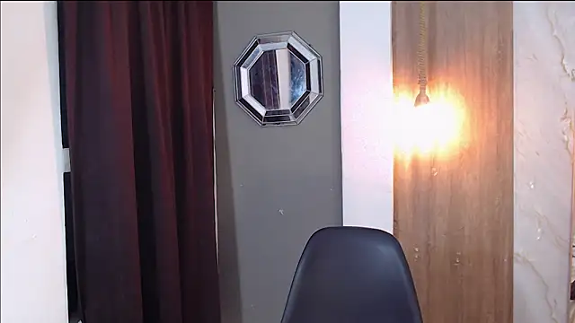 Snapshot of honeymoon_12 chatting on 02.02.26 honeymoon 12 online show from 02.02.26