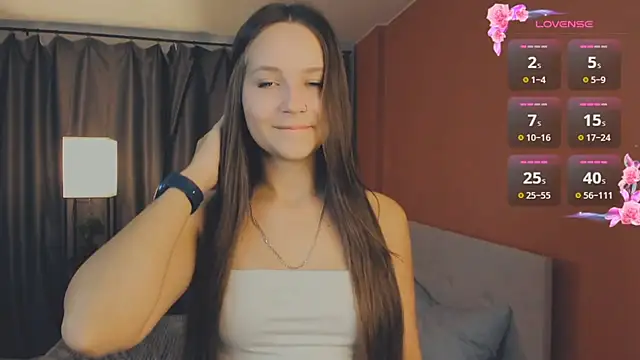 Snapshot of day_may chatting on 10.23.25 day may online show from 10.23.25