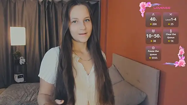 Snapshot of day_may chatting on 11.29.25 day may online show from 11.29.25