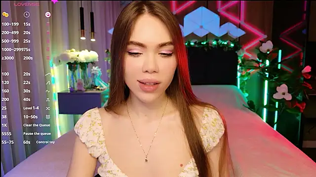 MimiFors online show from 10.17.25