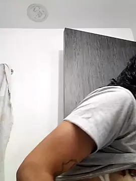 luna love xoxo online show from 11.22.25