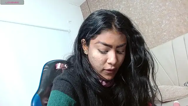 Snapshot of babilett chatting on 09.28.25 babilett online show from 09.28.25