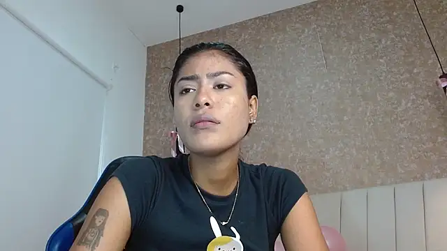 Snapshot of babilett chatting on 10.07.25 babilett online show from 10.07.25