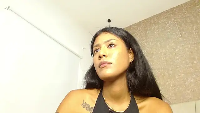 Snapshot of babilett chatting on 11.04.25 babilett online show from 11.04.25