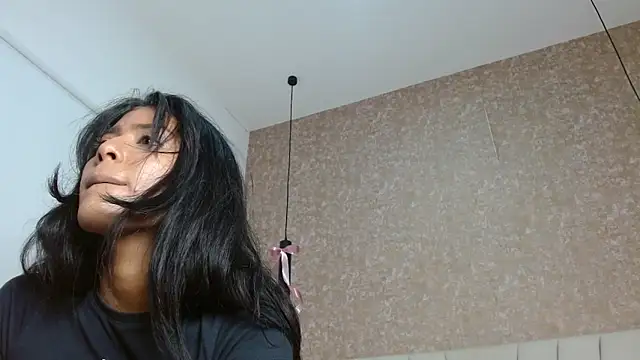 Snapshot of babilett chatting on 11.08.25 babilett online show from 11.08.25