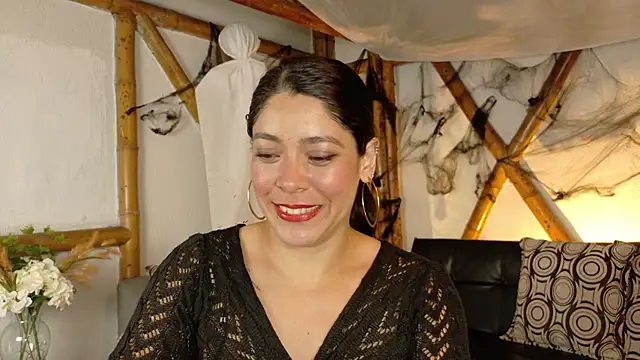 sofiia diaz0805 online show from 10.29.25