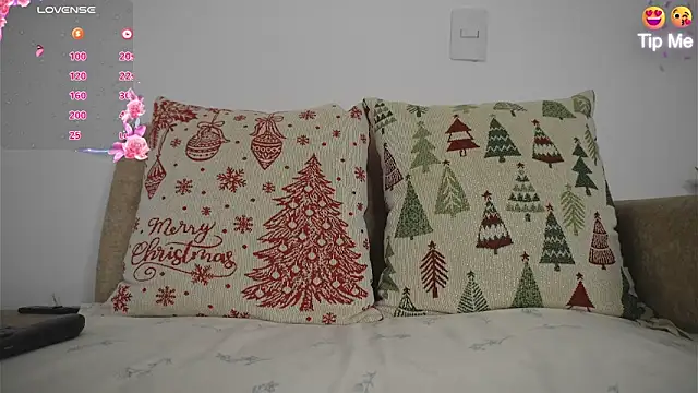 Snapshot of Roxybeautyy chatting on 02.09.26 Roxybeautyy online show from 02.09.26