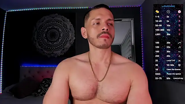 Snapshot of TianZilac chatting on 11.29.25 TianZilac online show from 11.29.25