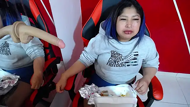 Snapshot of konojan_6 chatting on 11.15.25 konojan 6 online show from 11.15.25