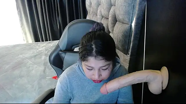 Snapshot of konojan_6 chatting on 12.03.25 konojan 6 online show from 12.03.25