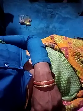 Snapshot of Radha8080 chatting on 10.05.25 Radha8080 online show from 10.05.25