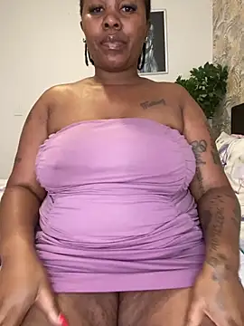 Snapshot of fatpussydallx chatting on 06.18.26 fatpussydallx online show from 06.18.26