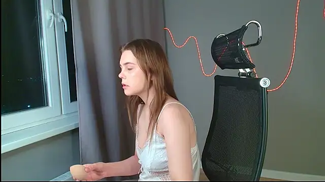 Snapshot of LeksaLove chatting on 02.25.26 LeksaLove online show from 02.25.26