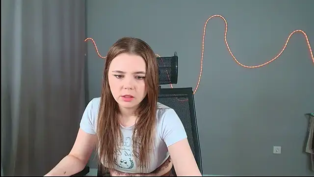 Snapshot of LeksaLove chatting on 02.27.26 LeksaLove online show from 02.27.26