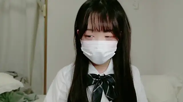 Snapshot of YUNOcha_oO chatting on 10.04.25 YUNOcha oO online show from 10.04.25