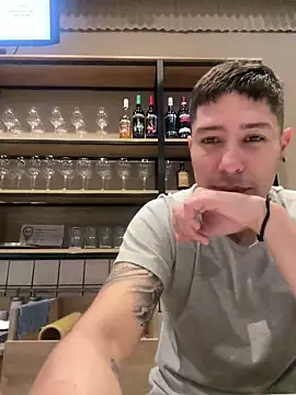 Snapshot of 9999Alez chatting on 09.19.25 9999Alez online show from 09.19.25