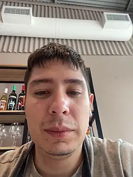 Snapshot of 9999Alez chatting on 11.01.25 9999Alez online show from 11.01.25