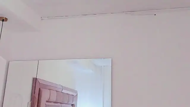 cloemorwen online show from 12.02.25