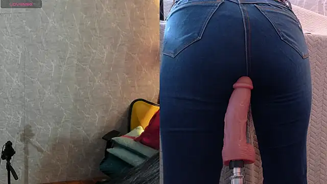 Snapshot of Sophi_Thaylorr chatting on 09.25.25 Sophi Thaylorr online show from 09.25.25