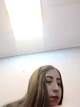 Snapshot of Sophi_Thaylorr chatting on 10.22.25 Sophi Thaylorr online show from 10.22.25