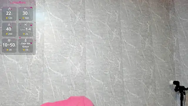 Snapshot of Sophi_Thaylorr chatting on 10.27.25 Sophi Thaylorr online show from 10.27.25