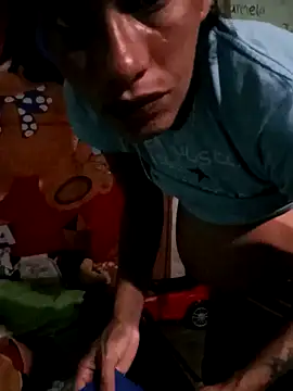 Snapshot of Lagataymoreno chatting on 11.12.25 Lagataymoreno online show from 11.12.25