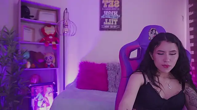 Snapshot of _chloe_moons_ chatting on 02.03.26 chloe moons online show from 02.03.26