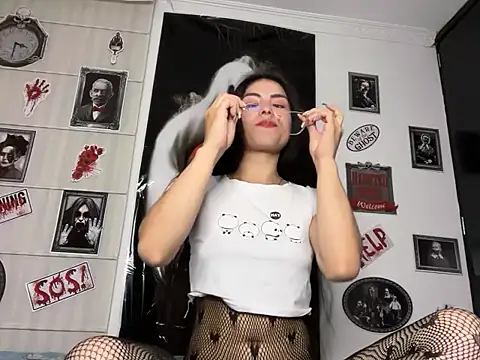 Snapshot of sasha_jonne chatting on 10.16.25 sasha jonne online show from 10.16.25