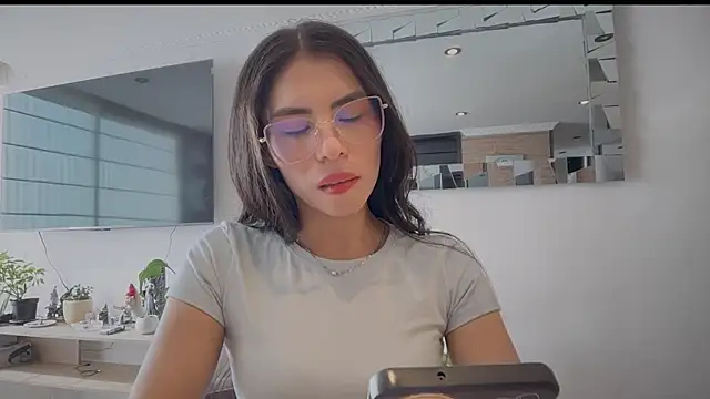 Snapshot of sasha_jonne chatting on 01.07.26 sasha jonne online show from 01.07.26