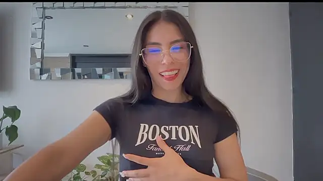 Snapshot of sasha_jonne chatting on 01.11.26 sasha jonne online show from 01.11.26