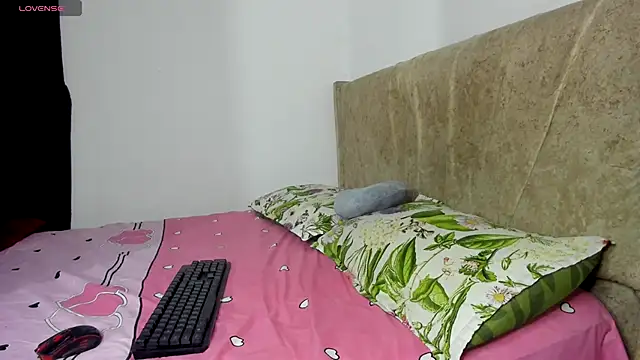 kinky sexyhot online show from 09.26.25