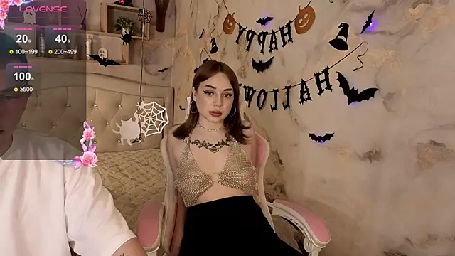 Snapshot of Crystal-Nuts chatting on 10.21.25 Crystal-Nuts online show from 10.21.25