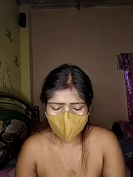 Love143A online show from 04.13.26