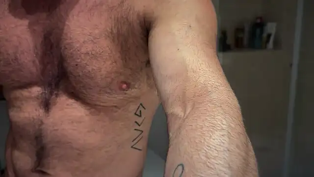 Snapshot of Sir_box chatting on 09.15.25 Sir box online show from 09.15.25