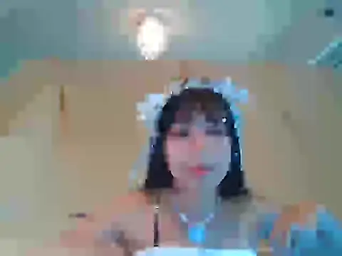 Snapshot of AnnewithanE chatting on 09.27.25 AnnewithanE online show from 09.27.25