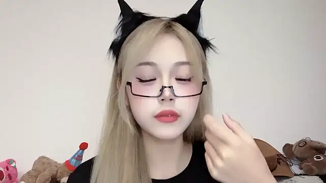 XingKongCOCO-107 online show from 10.22.25