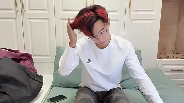 STxuguanhan online show from 10.16.25