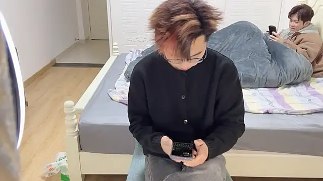 STxuguanhan online show from 11.18.25